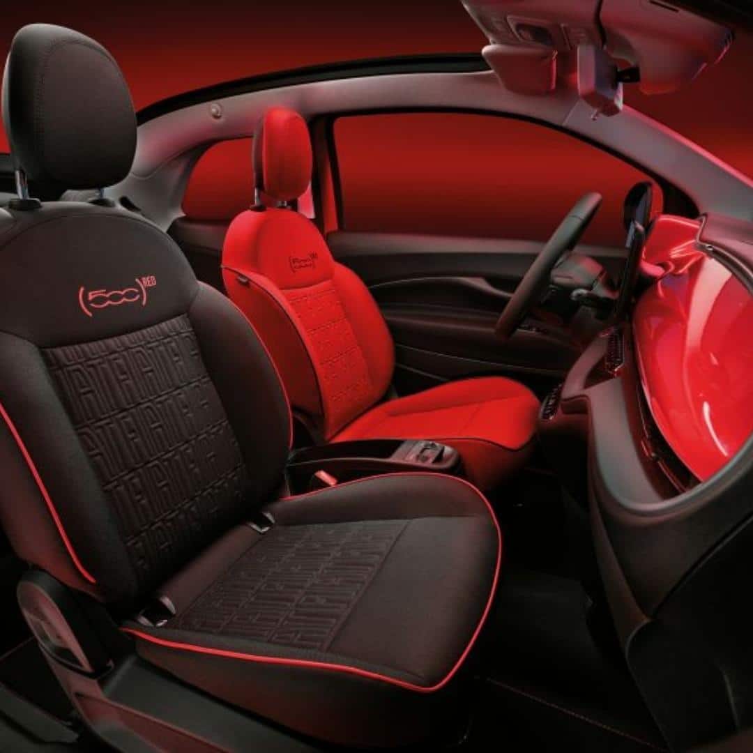 Seat comparison in the Fiat 500 RED