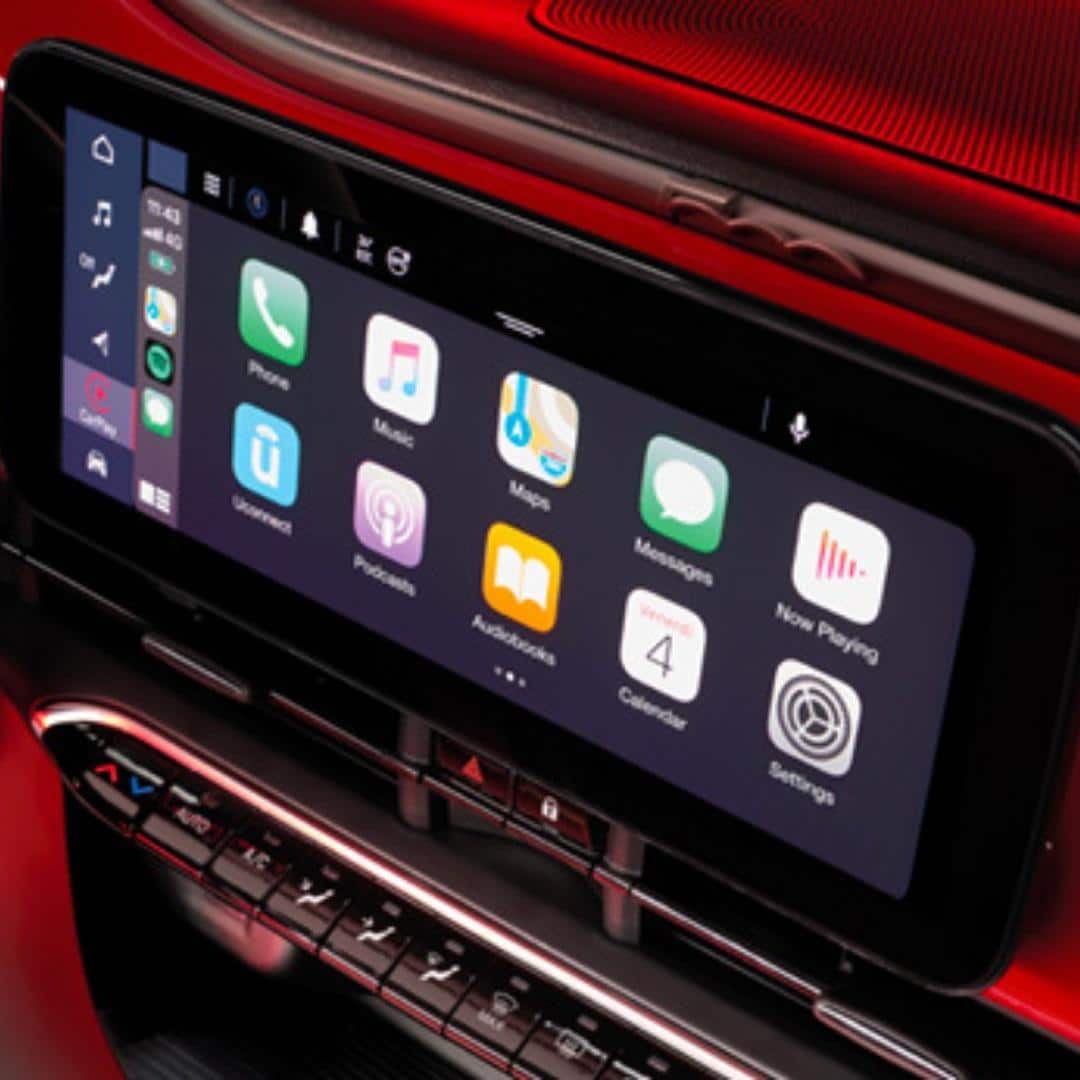 Wireless Apple CarPlay/Android Auto Infotainment in the Fiat 500 Electric RED