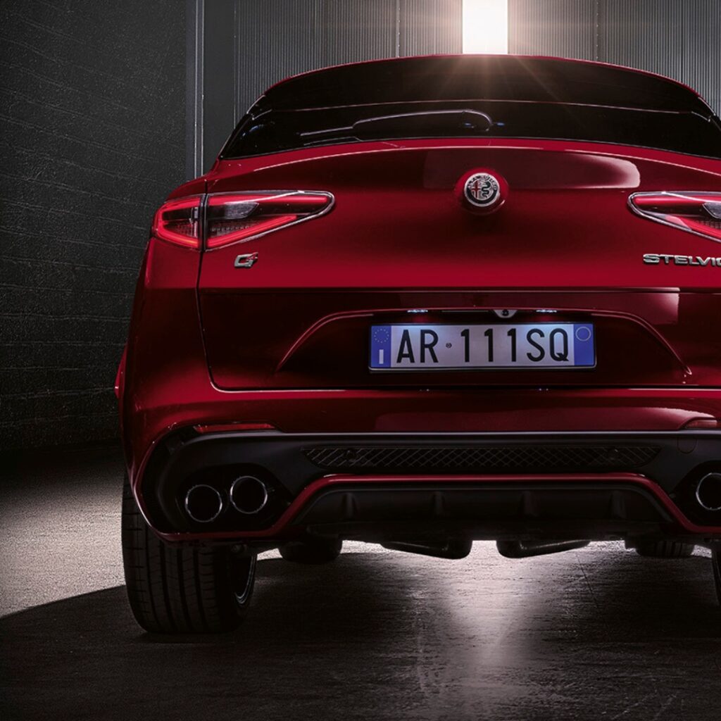 Four tip exhaust system integrated into the rear bumper on the Alfa Romeo Stelvio Quadrifoglio