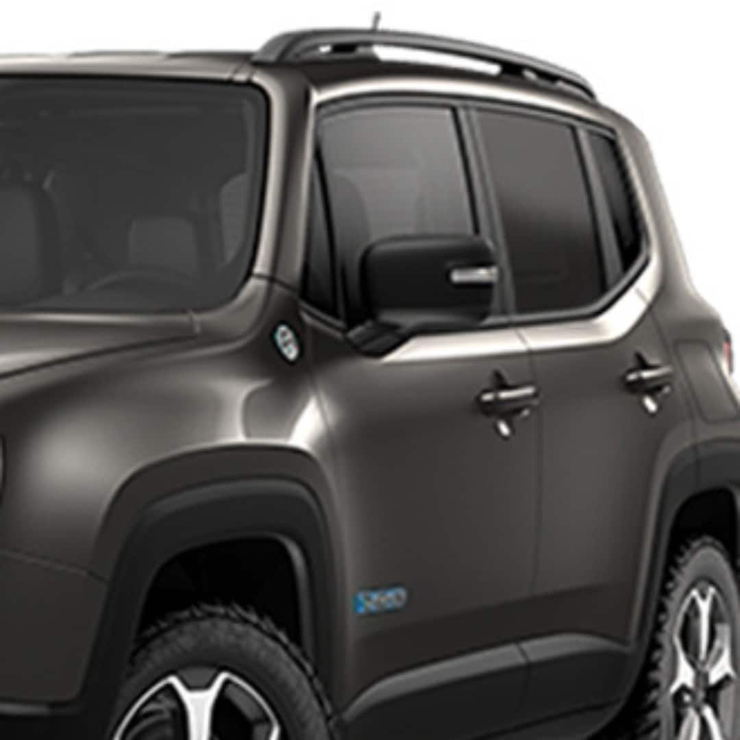 Tinted windows with the Jeep Renegade 4XE tRAILHAWK